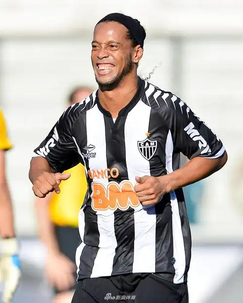 得多项赛事 得多项赛事